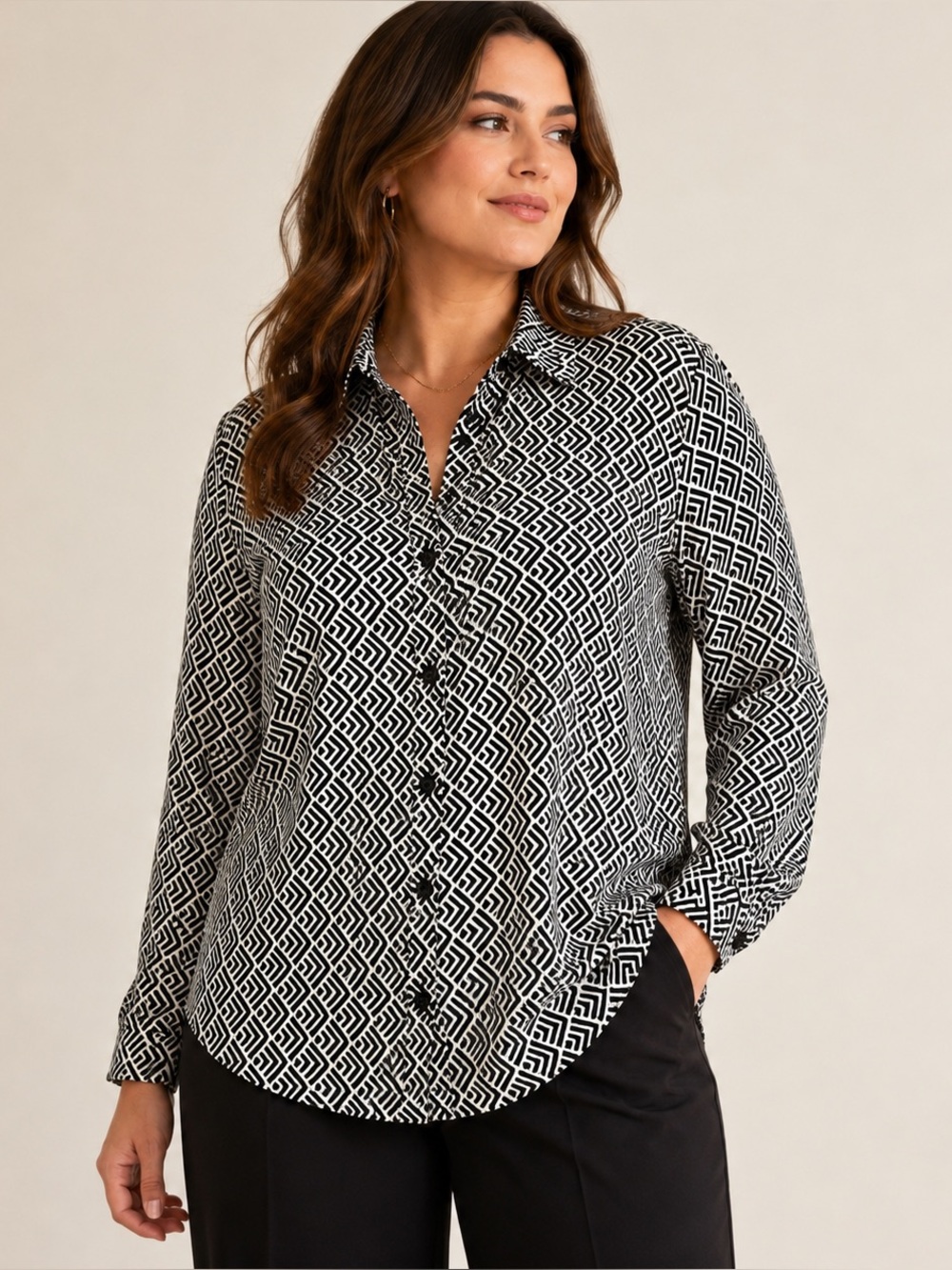 Blousology 1X Black White Geometric Print Button Down Blouse Stretch